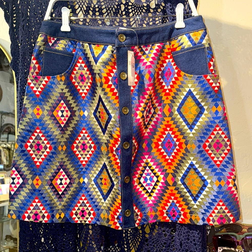 NEW! Gorgeous Anthropology woven/denim skirt